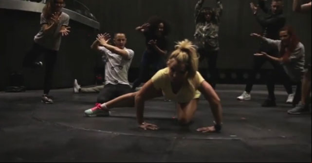 Britney Spears se une al reto 