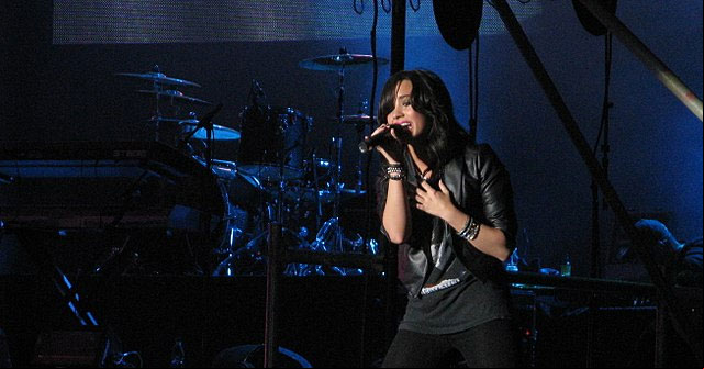 Demi Lovato habla de sus adicciones en 