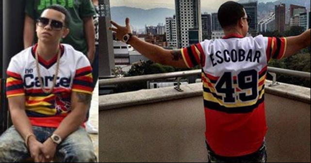 J Alvarez con camisa de Pablo Escobar J Alvarez con camisa de Pablo Escobar