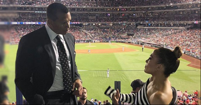Jennifer López felicita a Alex Rodríguez por tener un “bate perfecto”