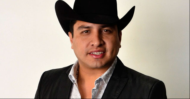 Julión Álvarez sale de 